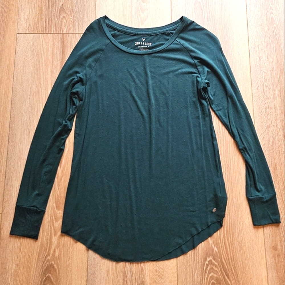 Women's American Eagle Emerald Green Long Sleeve Cozy Soft Crewneck Shirt